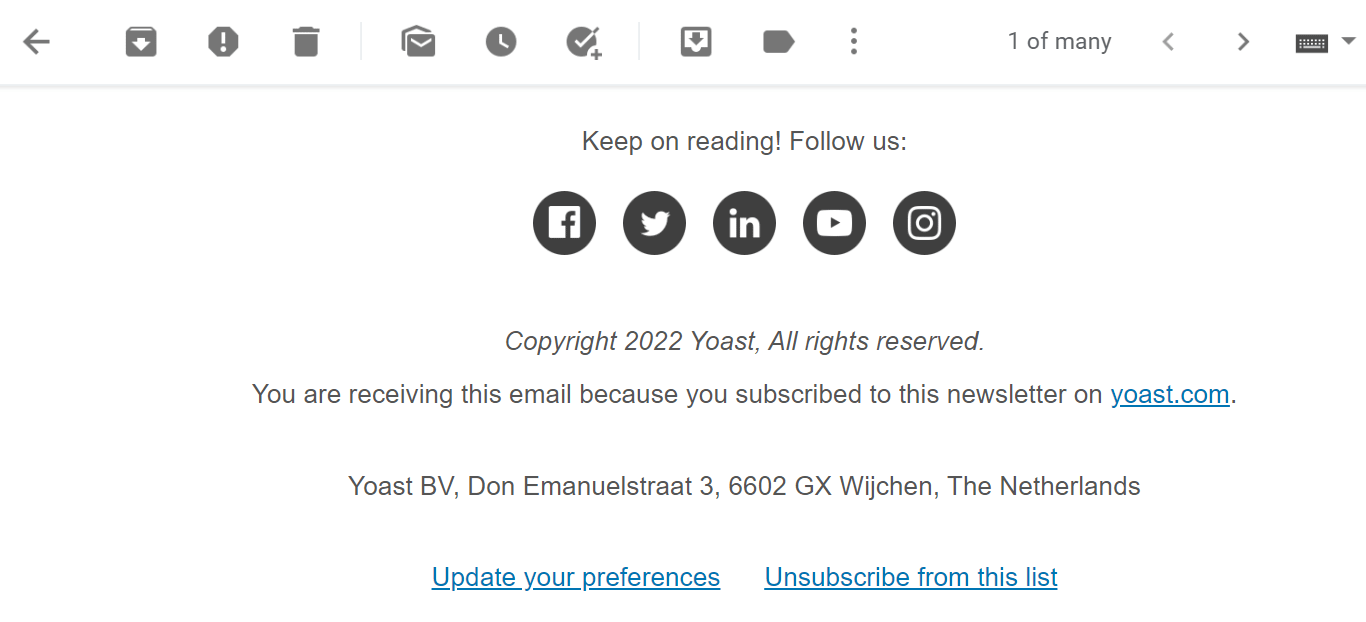 Social media icons in an email example.